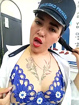 Snapshot of MAYE__13 chatting on February 26, 2026, 11:32 am MAYE 13 online show from February 26, 2026, 11:32 am