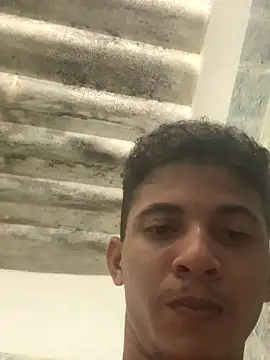 AE 03 online show from October 25, 2025, 4:44 am