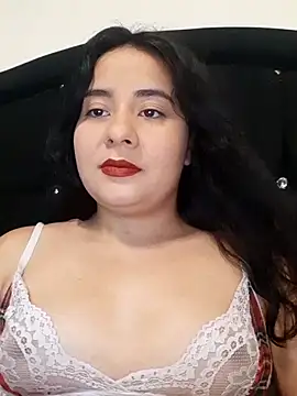 Snapshot of Yuli-27 chatting on February 23, 2026, 3:19 am Yuli-27 online show from February 23, 2026, 3:19 am