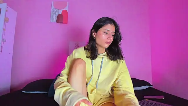 Georgina Ferri  online show from November 14, 2025, 5:16 pm