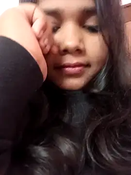 Snapshot of Aaradhya_Sharma chatting on February 4, 2026, 10:32 am Aaradhya Sharma online show from February 4, 2026, 10:32 am