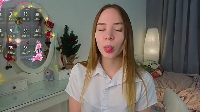 CarollSmithh online show from January 9, 2026, 9:11 pm