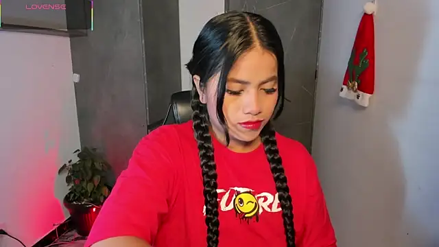 Victoria b  online show from December 22, 2025, 2:22 am