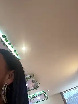 Snapshot of JanexHope chatting on December 2, 2025, 7:48 pm JanexHope online show from December 2, 2025, 7:48 pm