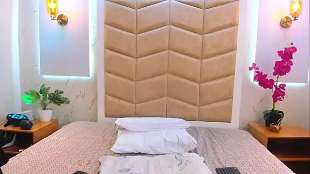 Snapshot of JanexHope chatting on November 16, 2025, 4:12 pm JanexHope online show from November 16, 2025, 4:12 pm