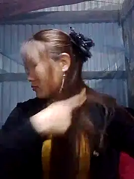 lusy-bae online show from November 19, 2025, 1:27 am