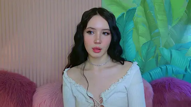 GraceMartinos online show from February 19, 2026, 8:39 pm