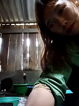 Ngocmi909 online show from December 17, 2025, 1:43 am