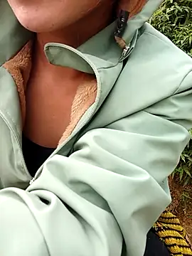 Ngocmi909 online show from March 20, 2026, 2:45 am