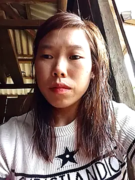 Ngocmi909 online show from October 26, 2025, 8:26 am