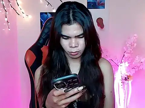 dianne swift online show from November 2, 2025, 12:54 pm