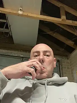 Richmcgee online show from March 15, 2026, 8:16 pm