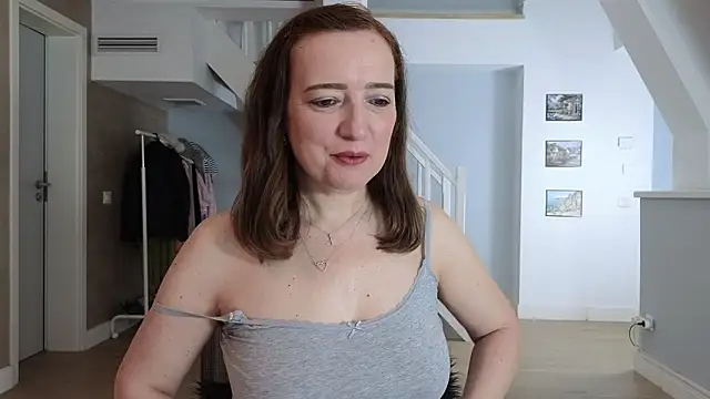 Blue Angel Sweet online show from March 28, 2026, 4:46 am