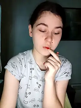 ToryTayler online show from November 17, 2025, 8:51 am