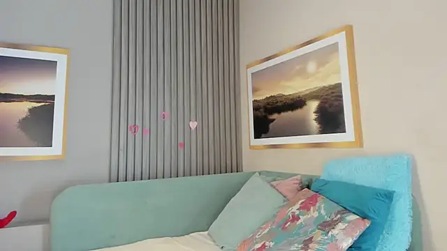 HelenaCole- online show from November 8, 2025, 10:13 pm