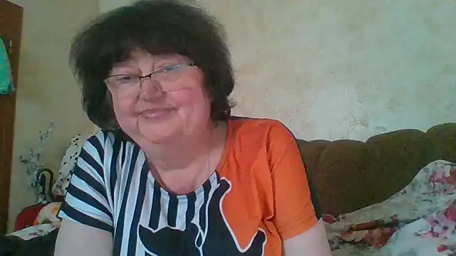 MilaSky5303 online show from December 17, 2025, 10:31 am