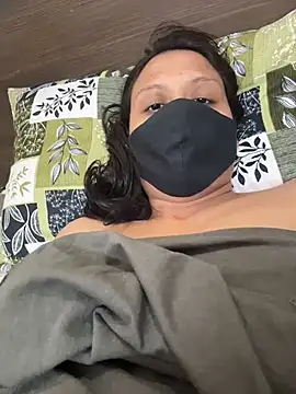 indianshycouple online show from April 24, 2026, 10:39 am