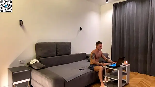 Snapshot of speed_god chatting on September 27, 2025, 9:10 pm speed god online show from September 27, 2025, 9:10 pm