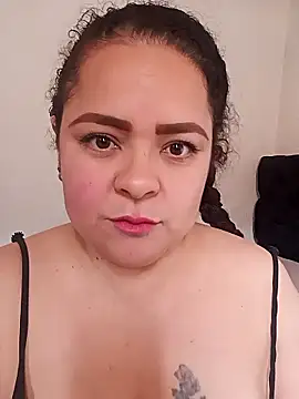 Miss Adriana01 online show from January 12, 2026, 8:04 pm