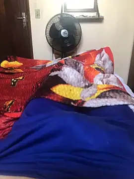 jmmm140793 online show from October 26, 2025, 12:16 pm