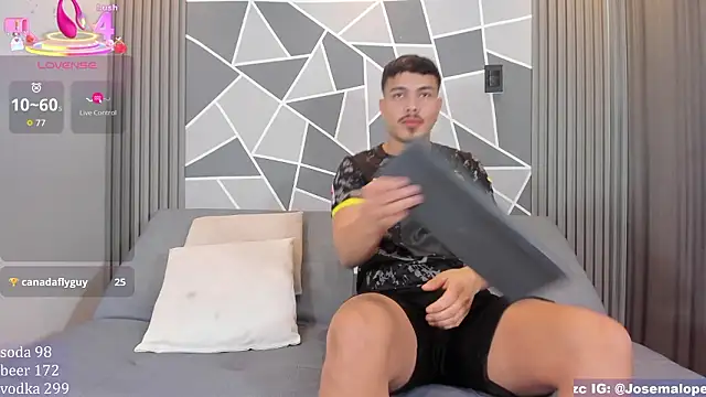 Danielanddamian online show from January 14, 2026, 8:18 am