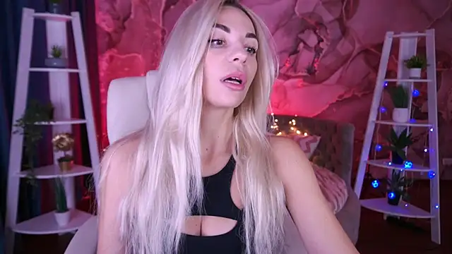 BellaRayyy online show from January 13, 2026, 7:01 am