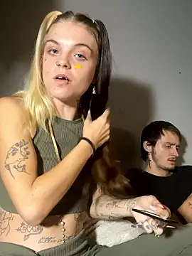 ittybittymeryssa online show from November 4, 2025, 5:44 am