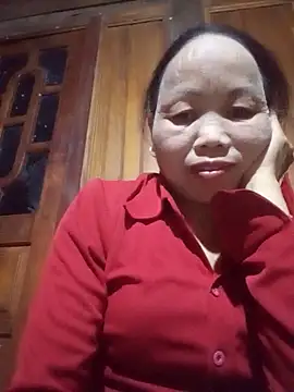 Snapshot of _YooY_ chatting on October 2, 2025, 2:53 pm YooY online show from October 2, 2025, 2:53 pm