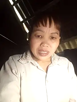  YooY  online show from November 12, 2025, 2:59 am