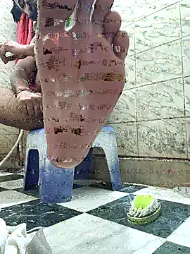 Sexy boy889900 online show from September 16, 2025, 2:56 am