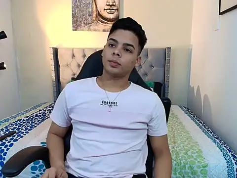 Snapshot of stewart_mateo_ chatting on October 19, 2025, 2:14 am stewart mateo online show from October 19, 2025, 2:14 am