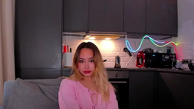 baobei03 online show from February 16, 2026, 9:52 am