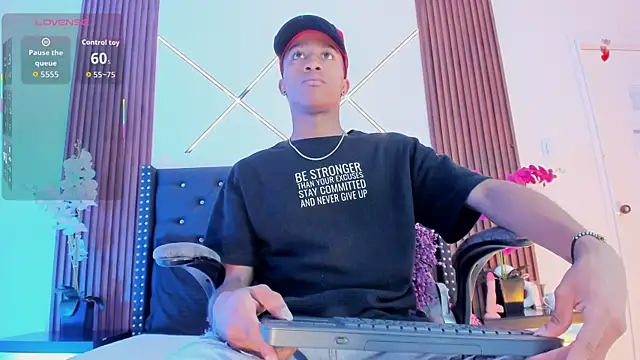 Snapshot of SammyAdams_ chatting on October 22, 2025, 12:48 pm SammyAdams online show from October 22, 2025, 12:48 pm