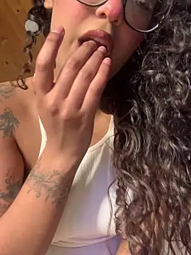 caritobeachdh online show from December 18, 2025, 5:45 am