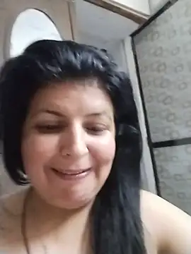 Snapshot of Jann_Riya333 chatting on July 20, 2026, 2:41 am Jann Riya333 online show from July 20, 2026, 2:41 am