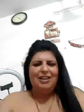Snapshot of Jann_Riya333 chatting on May 24, 2026, 4:51 pm Jann Riya333 online show from May 24, 2026, 4:51 pm