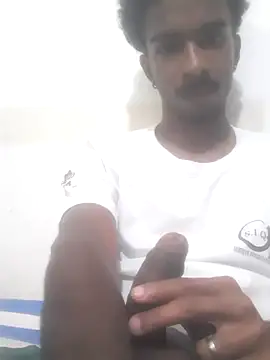 Snapshot of Ostall chatting on October 16, 2025, 5:32 pm Ostall online show from October 16, 2025, 5:32 pm