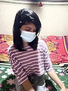 Snapshot of emali_baba chatting on October 3, 2025, 4:14 am emali baba online show from October 3, 2025, 4:14 am