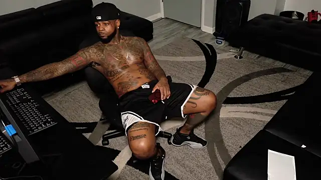 Snapshot of SLANGONDEMHOES chatting on February 6, 2026, 1:07 pm SLANGONDEMHOES online show from February 6, 2026, 1:07 pm