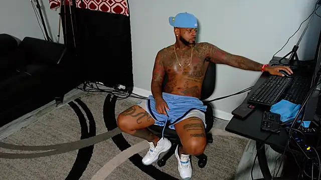 SLANGONDEMHOES online show from December 1, 2025, 4:52 pm