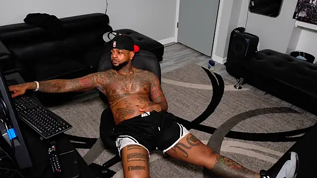 Snapshot of SLANGONDEMHOES chatting on February 15, 2026, 5:12 pm SLANGONDEMHOES online show from February 15, 2026, 5:12 pm