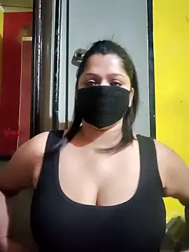 Snapshot of Hottie_couple69 chatting on October 12, 2025, 8:43 pm Hottie couple69 online show from October 12, 2025, 8:43 pm