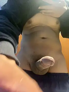 zzagreo online show from April 22, 2026, 5:47 am