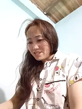 Snapshot of Fienjr chatting on February 16, 2026, 3:32 pm Fienjr online show from February 16, 2026, 3:32 pm