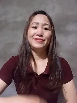 Snapshot of Fienjr chatting on December 22, 2025, 1:55 pm Fienjr online show from December 22, 2025, 1:55 pm