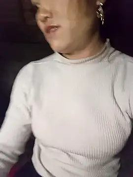 Snapshot of Fienjr chatting on January 11, 2026, 6:42 am Fienjr online show from January 11, 2026, 6:42 am