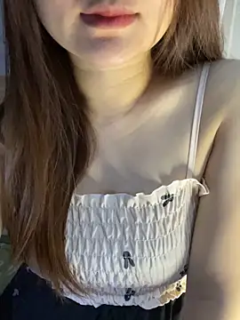 Hinne07 online show from December 23, 2025, 7:29 am