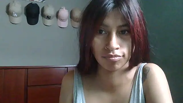 Pocahontas tw online show from November 11, 2025, 2:01 pm