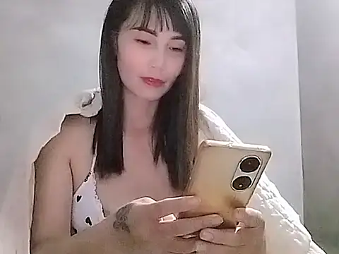 Siglemom sexy online show from November 3, 2025, 8:23 pm