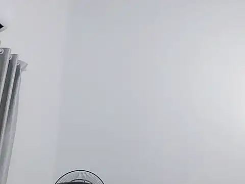 Siglemom sexy online show from June 23, 2026, 8:51 pm